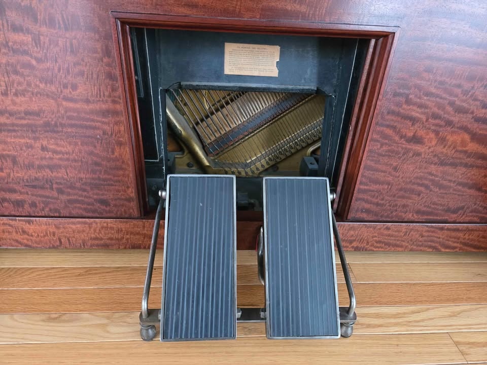 Beautiful Antique Player Piano - photo 4