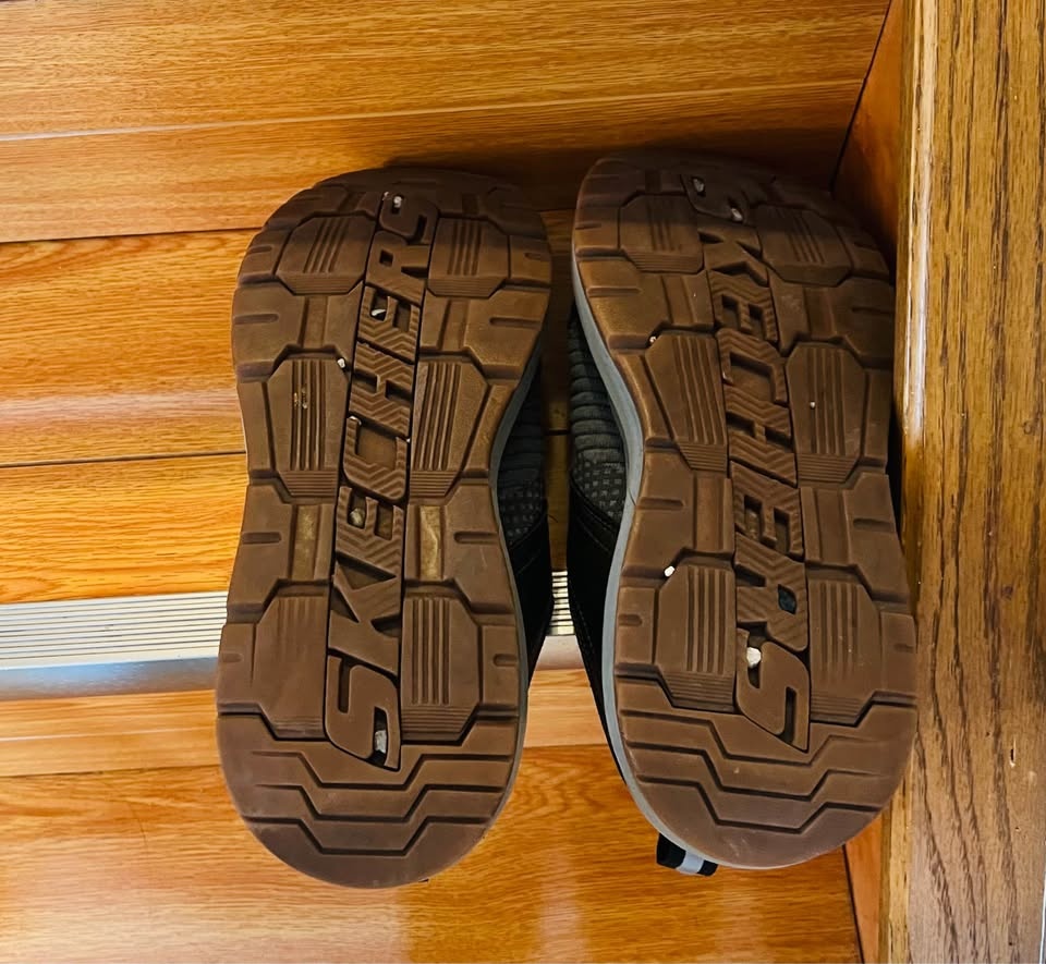 Skechers Shoes - photo 2