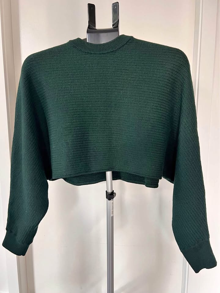 Wilfred Ribbed Green Cropped Sweater