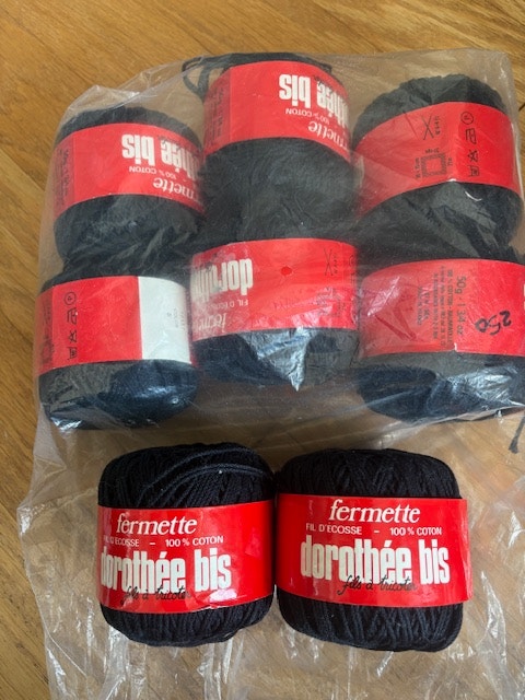 Dorothee Bis 100% Cotton Yarn - 8 Balls