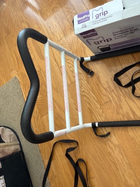 Bedside Rails, Contoured Bed Rail with Multiple Gripping Positio - photo 4