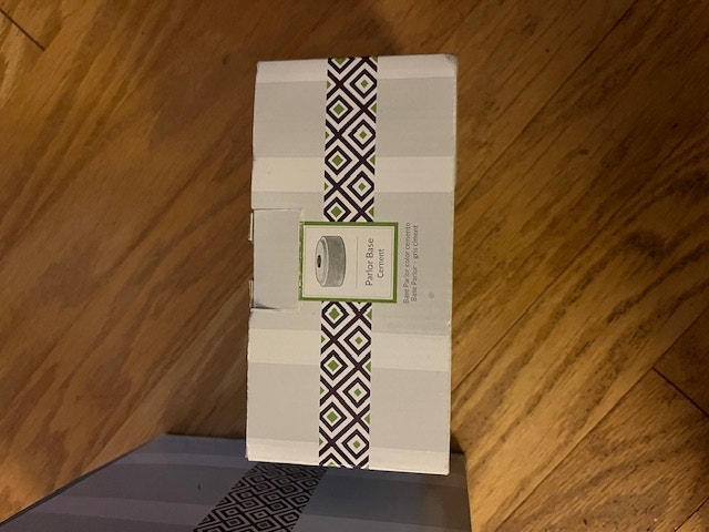 Parlor Scentsy Warmer with 2 Scentsy Bars - photo 2