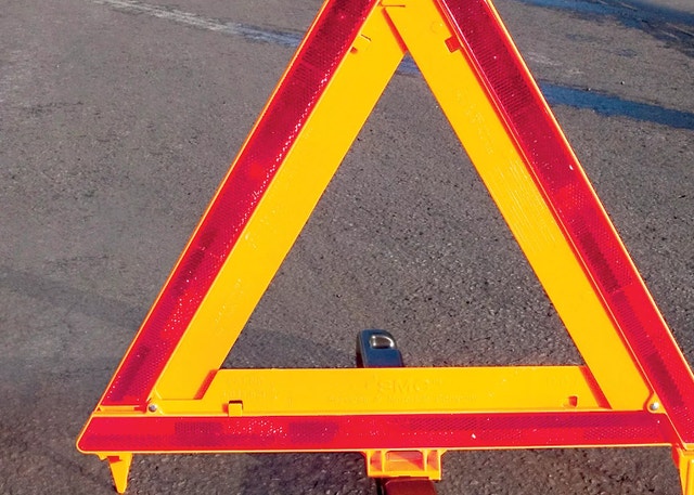 Emergency Road Traffic Triangle Flare Kit - photo 4