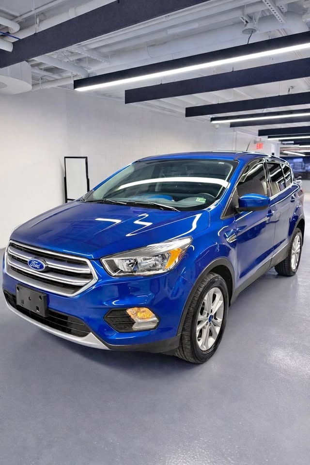 2018 Ford Escape SE Sport SUV 4D