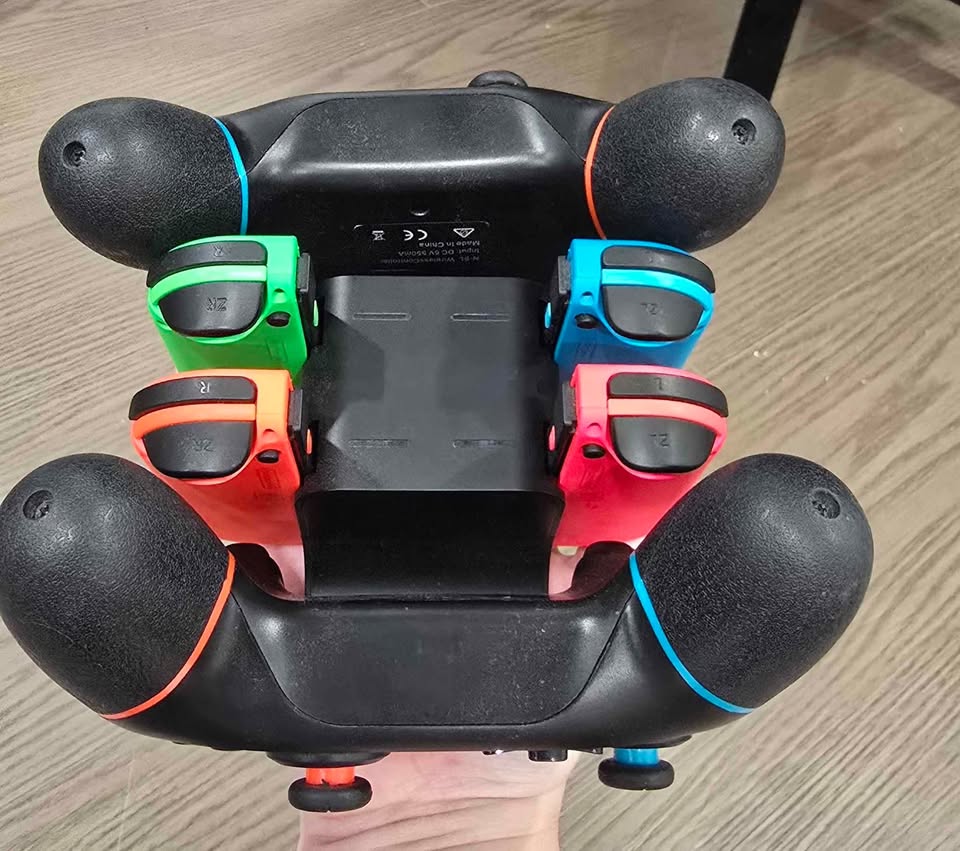 Nintendo Switch + Accessories (First Gen) - photo 3