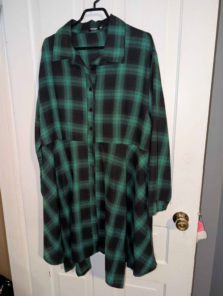 Women's Clothing Sale - photo 3