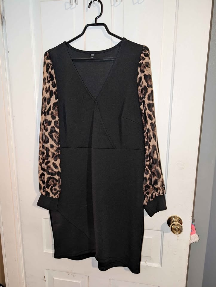 Women's Clothing Sale - photo 5