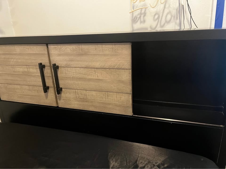 Queen Bed Frame - Bob's Furniture - photo 3