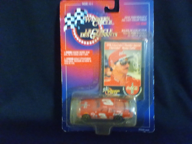 High Performance Die Cast Collectibles// NASCAR - photo 4