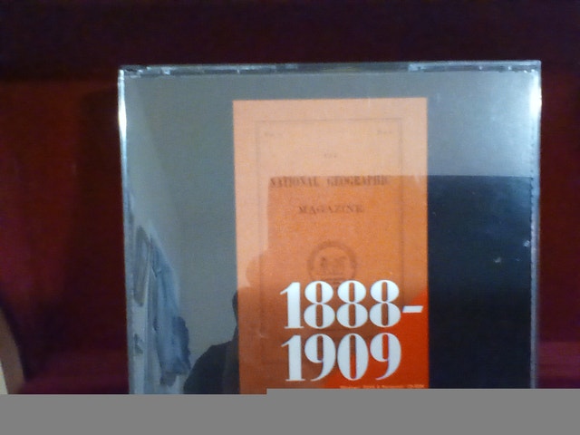 National Geographic Society & Magazines Collection - photo 2