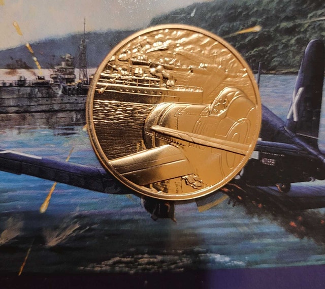 Royal Canadian Mint Remembers Medallion Set - photo 4