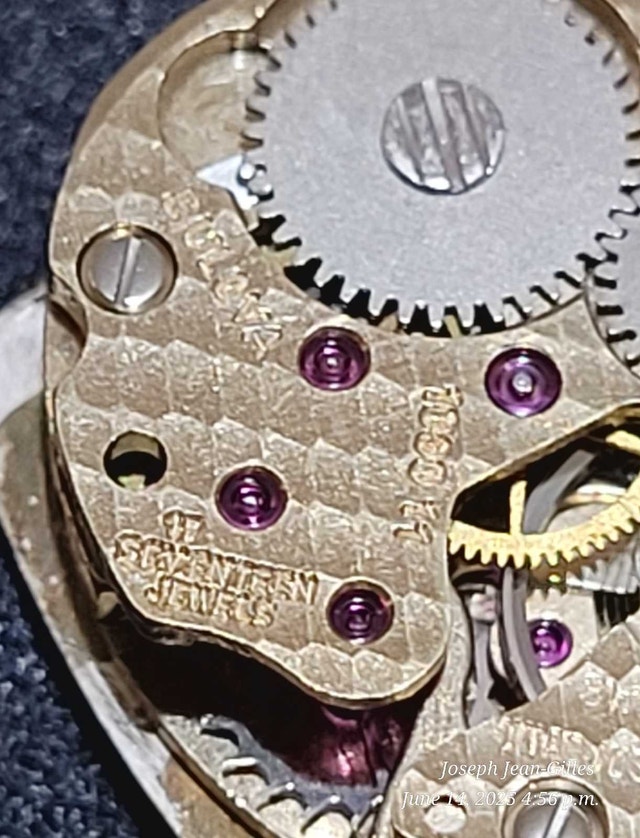 Vintage Bulova Ladies Automatic Wrist Watch - photo 4