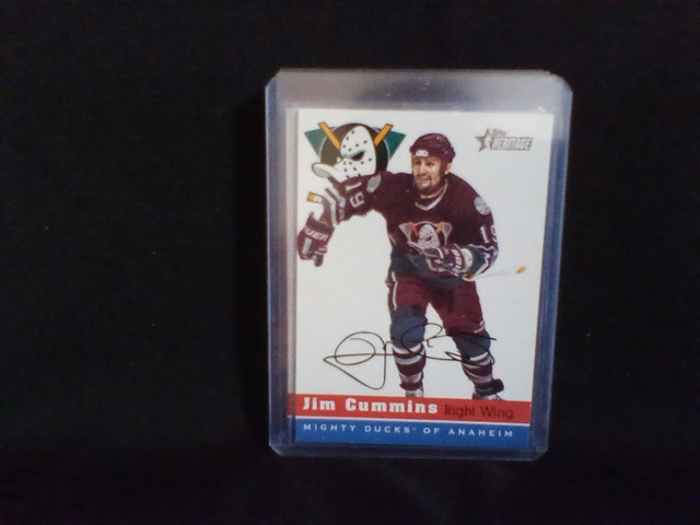 Vintage Signed Heritage Hockey Cards - photo 4