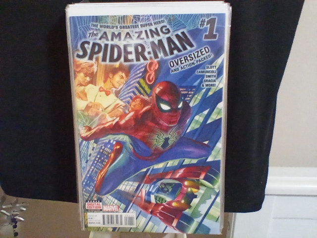Spider-Man Comic Book Lot (13 Issues)