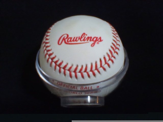 1992 Dave Winfield Autographed World Series Official Ball - photo 5