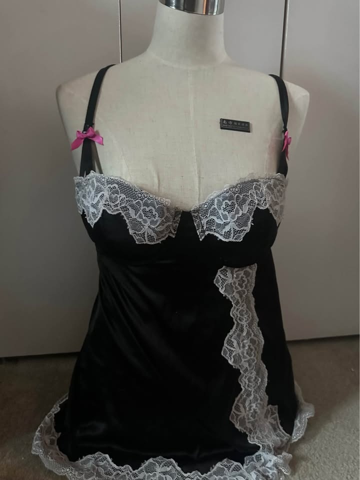 Women's Clothes - photo 2