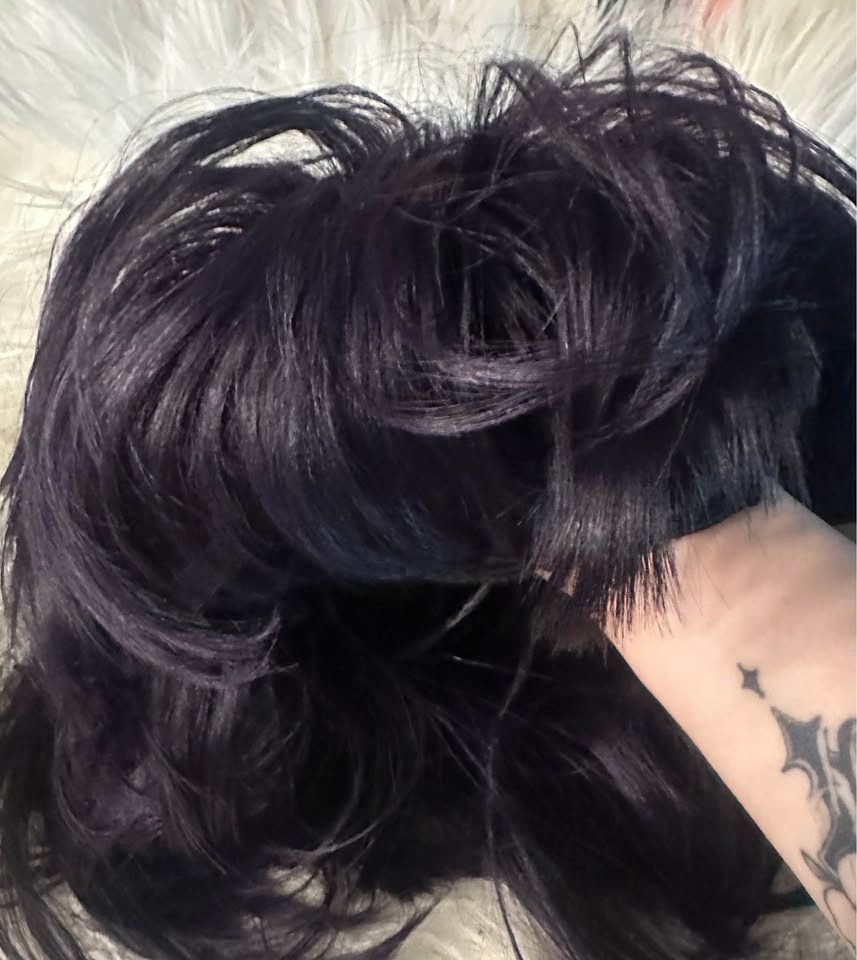 Pretty synthetic dark purple short wig - photo 2