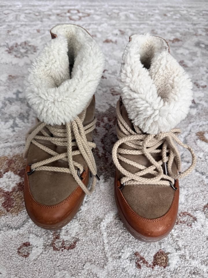 Isabel Marant Snow Boots - photo 2