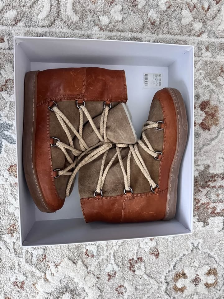 Isabel Marant Snow Boots - photo 3