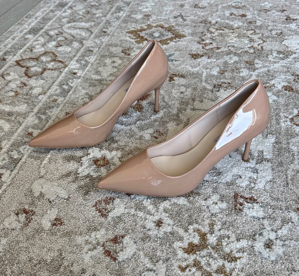 NEW Nude Leather Pointed Toe Heels