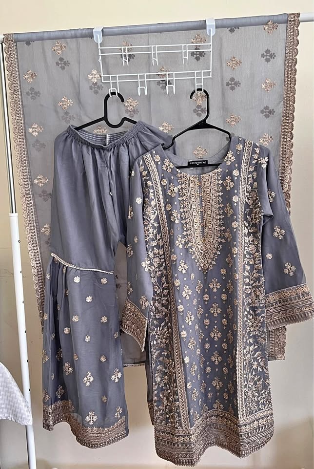 Embroidered 3 Pcs Gharara Suit