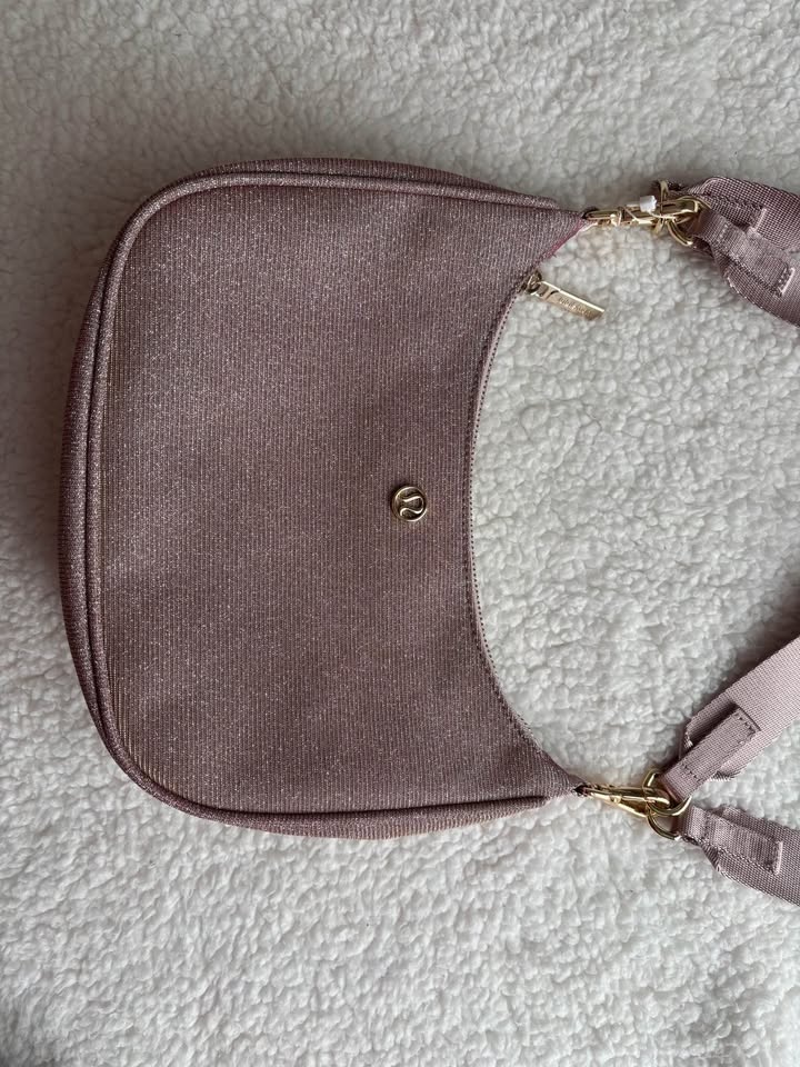 NWOT Lululemon City Essentials Small Shoulder Bag 3L - Glitter P - photo 2