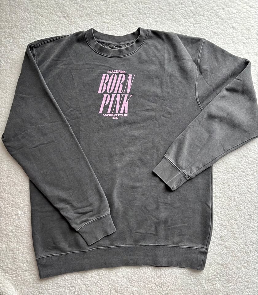 Blackpink Born Pink World Tour 2022 Sweater (Size L)