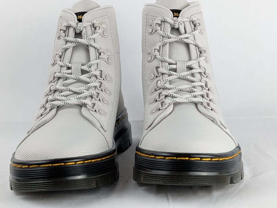 New Dr. Martens Combs W (Cool Grey) Women's Size 7