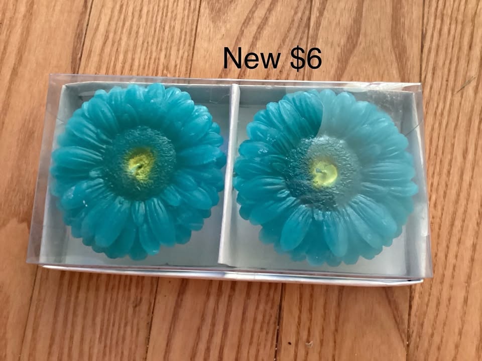 New flower candles. Prices in each picture or take all for $10