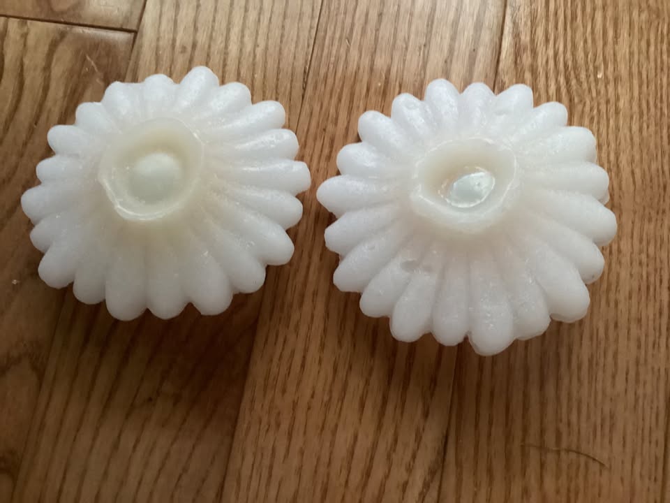 New flower candles. Prices in each picture or take all for $10 - photo 3