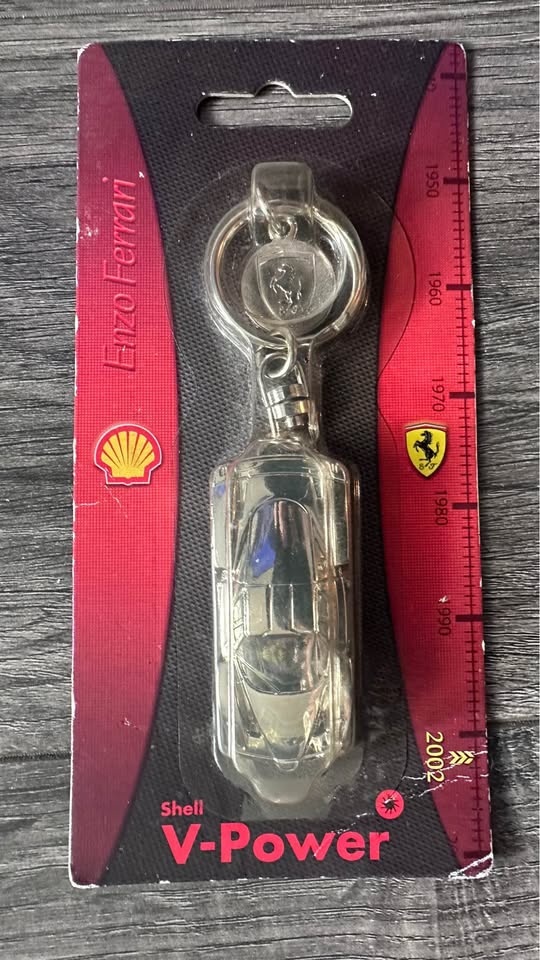 Shell V-Power Ferrari Metal Collectible Keychains - Set of 6 - photo 4