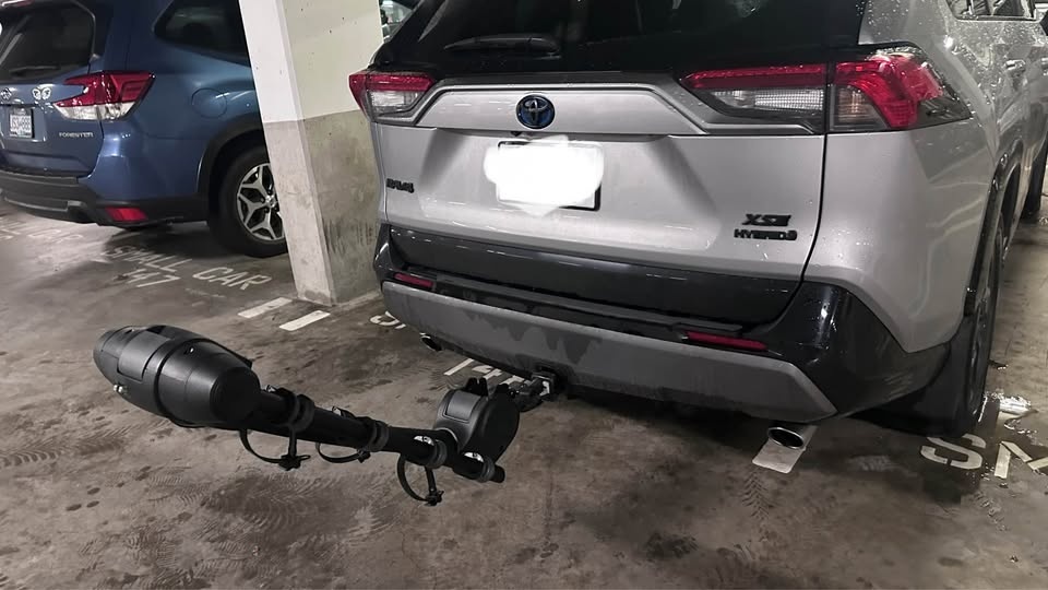 Thule Apex XT 4 Bike Rack - New - photo 2