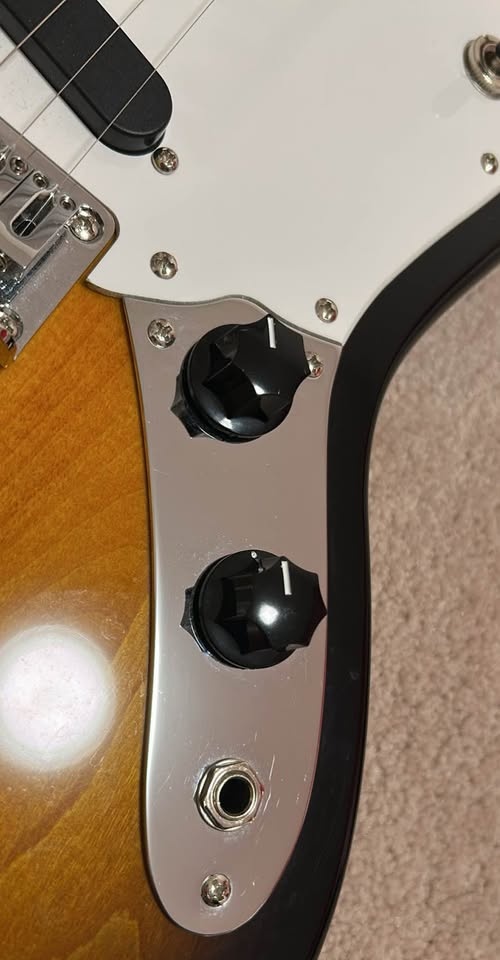 Fender Electric Guitar - photo 2