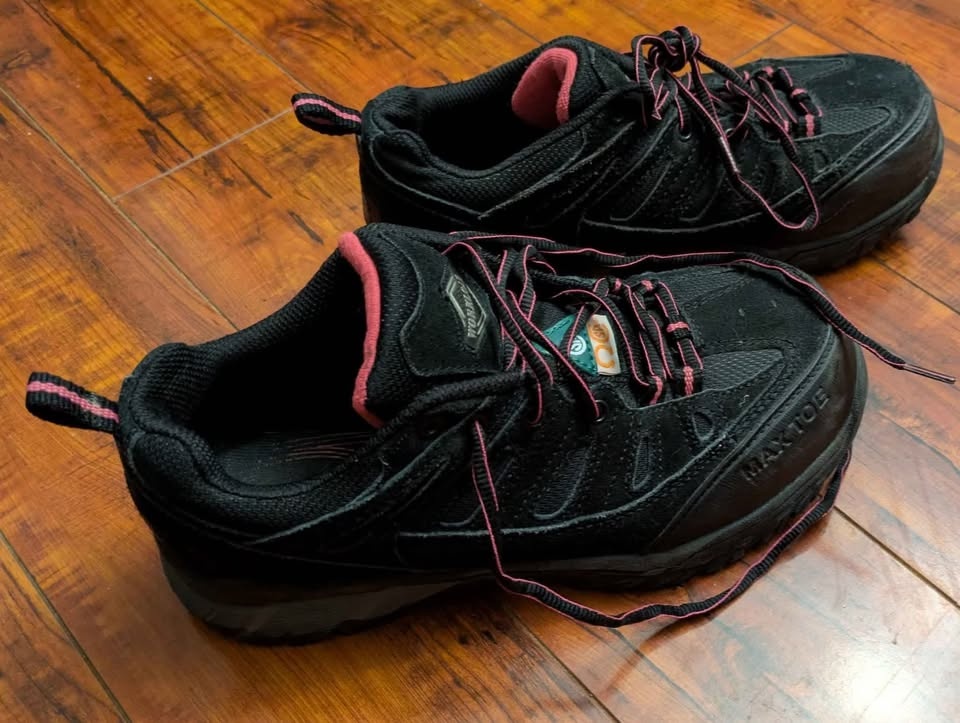 Women's CSA Safety Shoes - Workload - photo 3