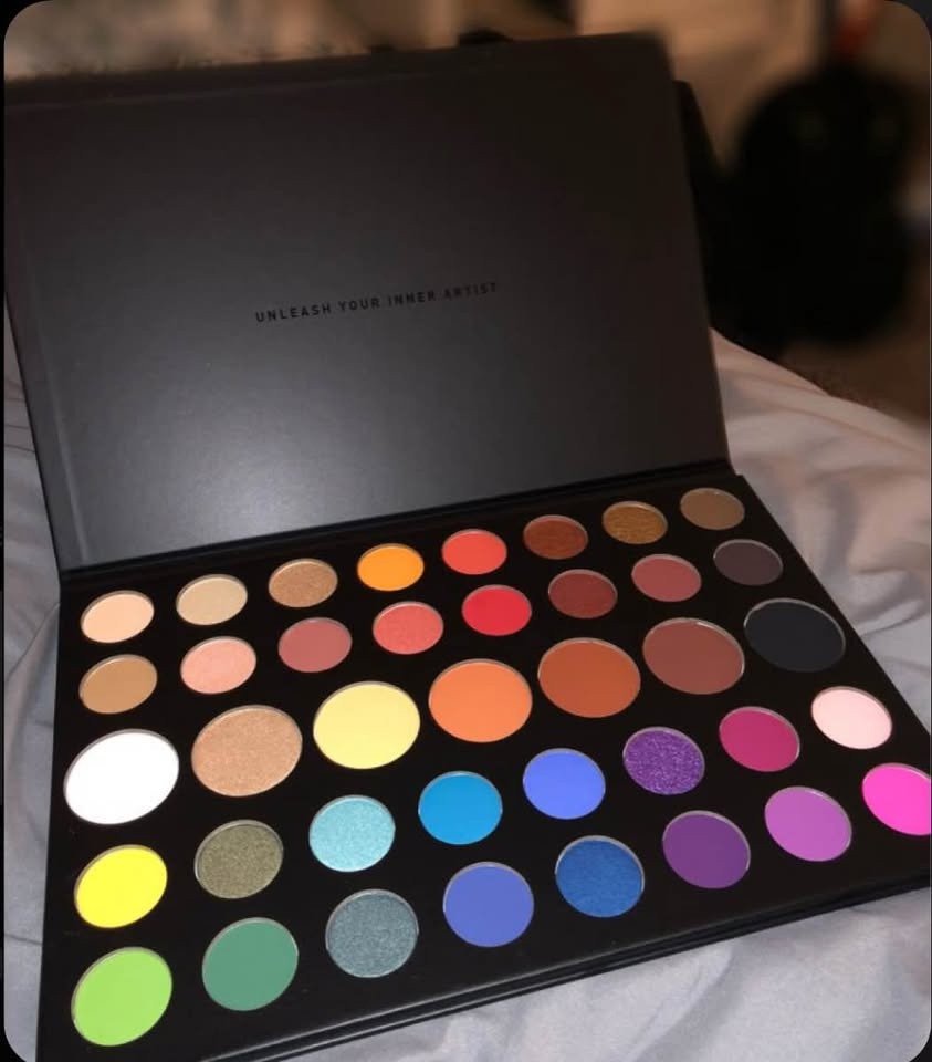 James Charles x Morphe Eyeshadow Palette - photo 3