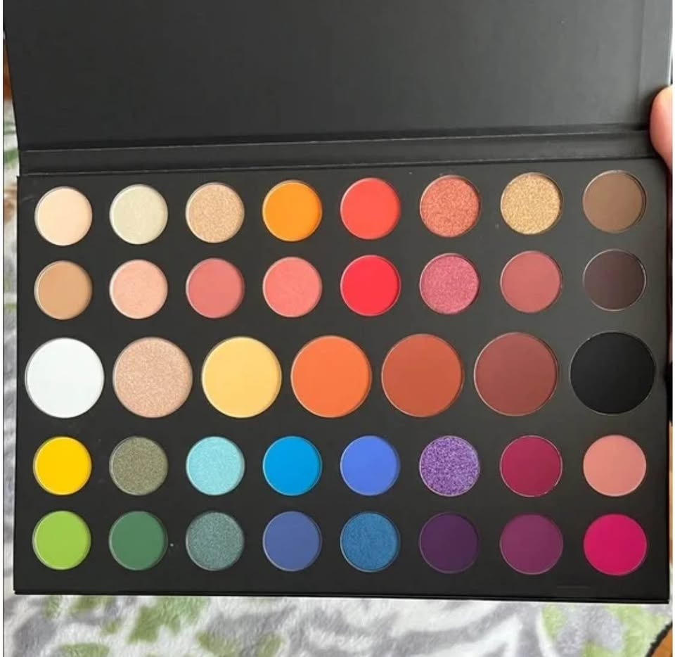 James Charles x Morphe Eyeshadow Palette - photo 4