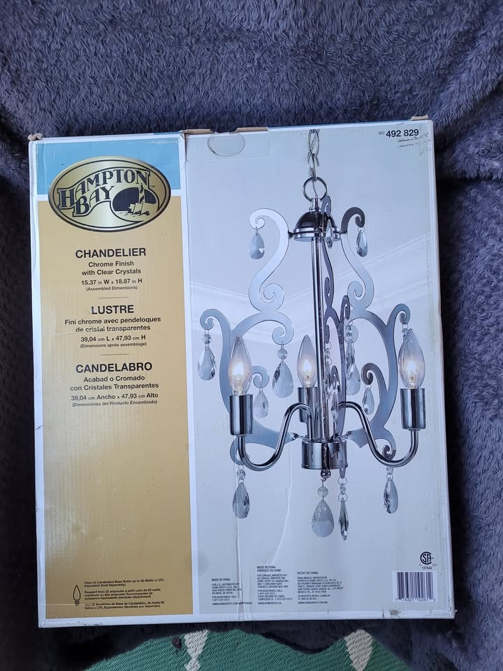 Chandelier brand new