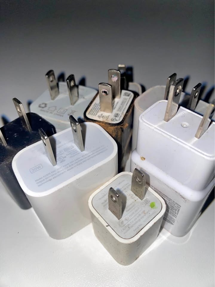 ALL TYPE CUBES AND CHARGERS