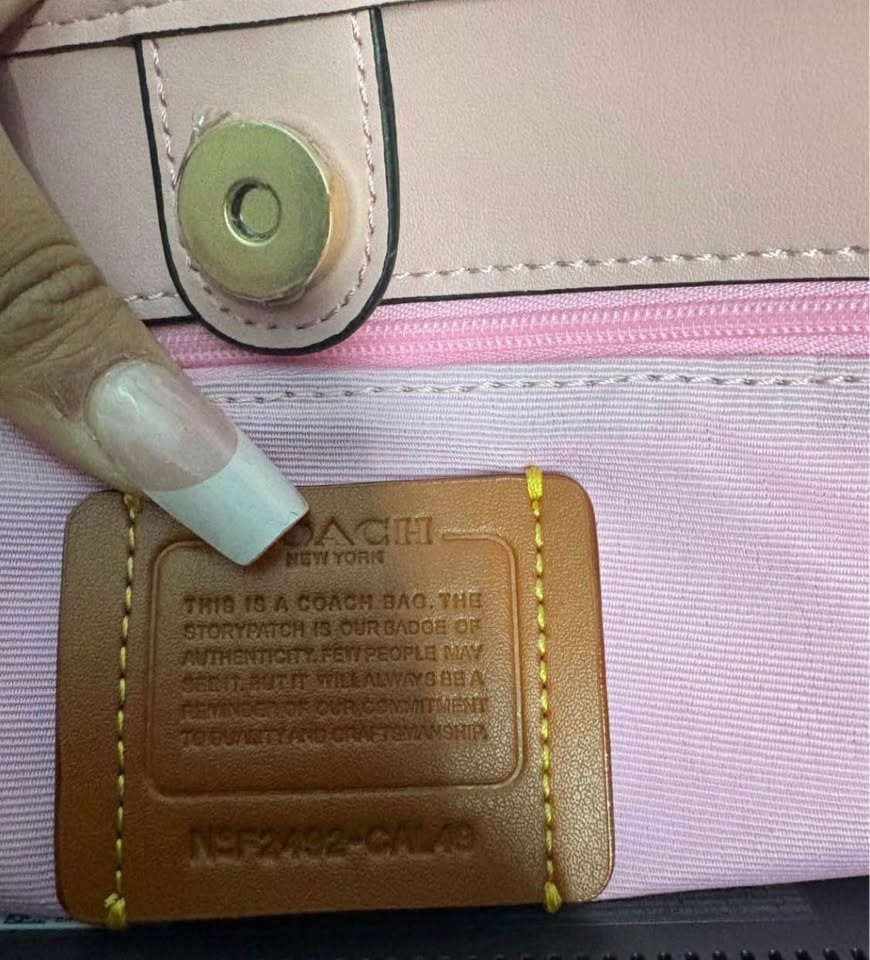 Pink Coach Purse - photo 2