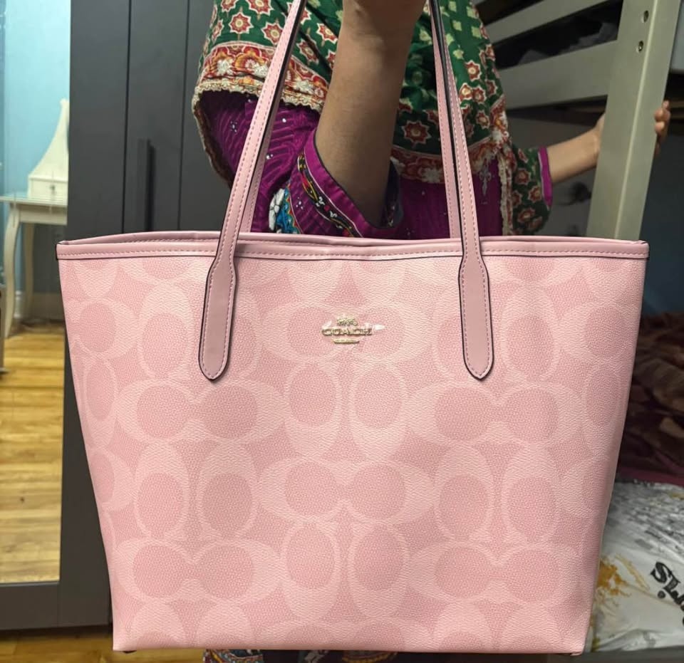 Pink Coach Purse - photo 4