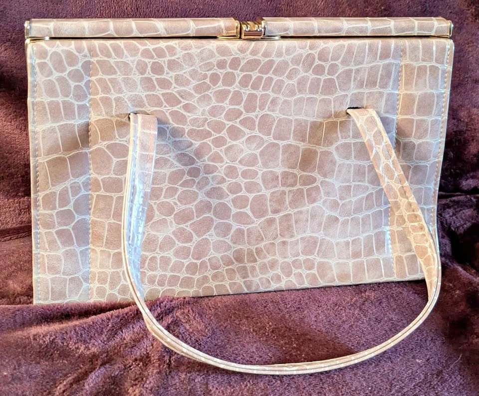 Vintage Mock Croc Handbag/Purse