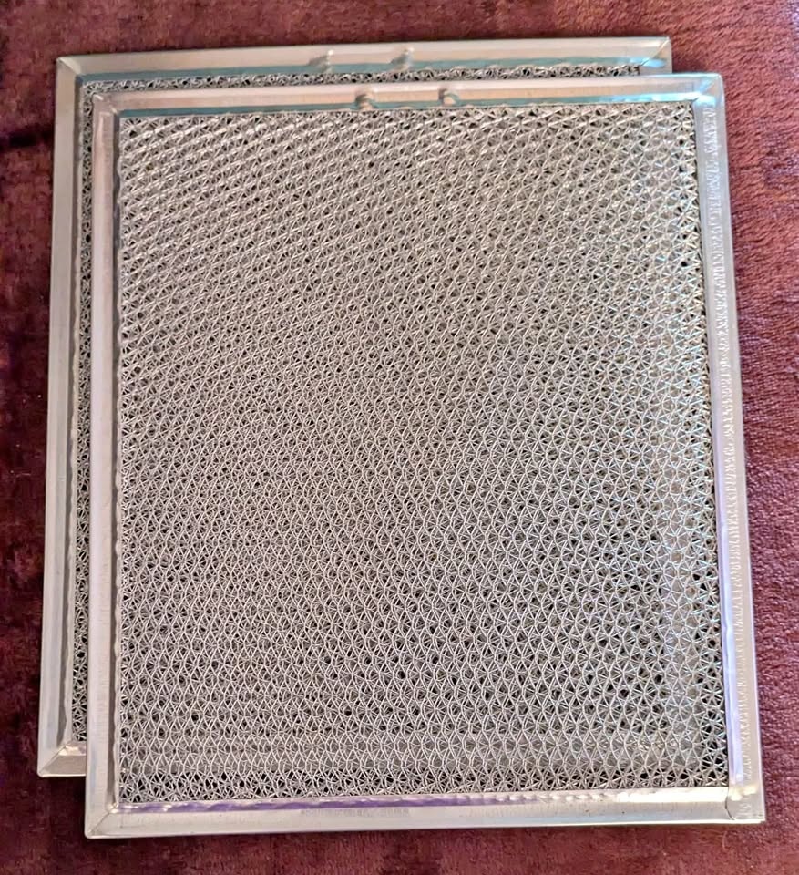 Microwave/Range Hood Grease Filters (2 Sets)