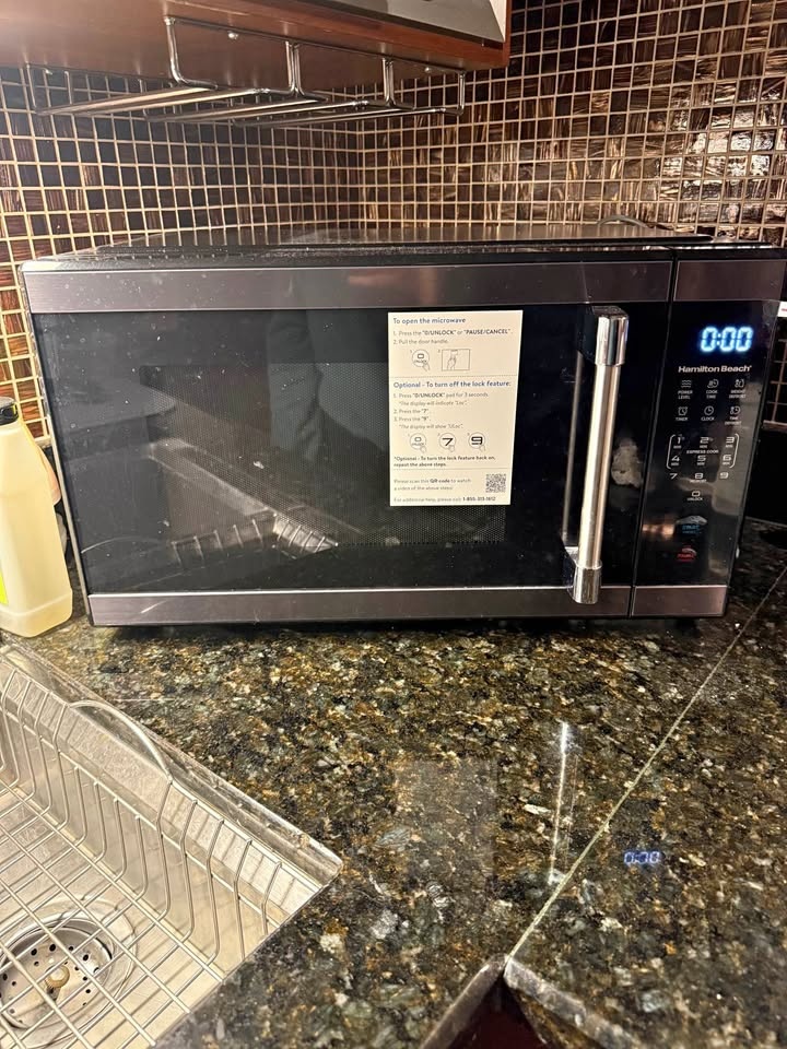Hamilton Beach Microwave