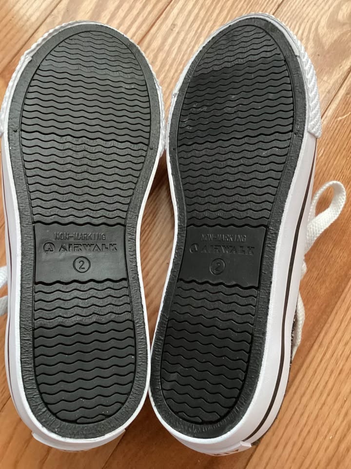 New Girls Size 2 Airwalk Shoes - photo 3