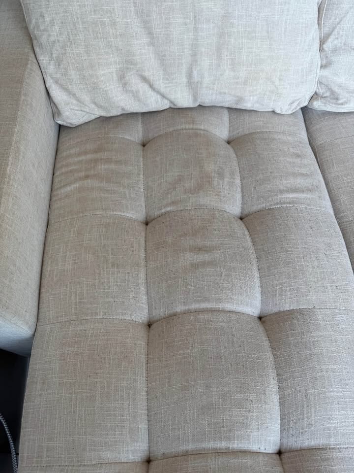 Sectional Couch - photo 2