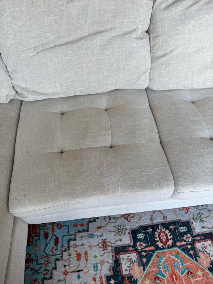 Sectional Couch - photo 3