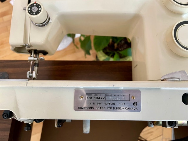 Vintage Sears Kenmore Zig Zag Sewing Machine w/ Cabinet - photo 4
