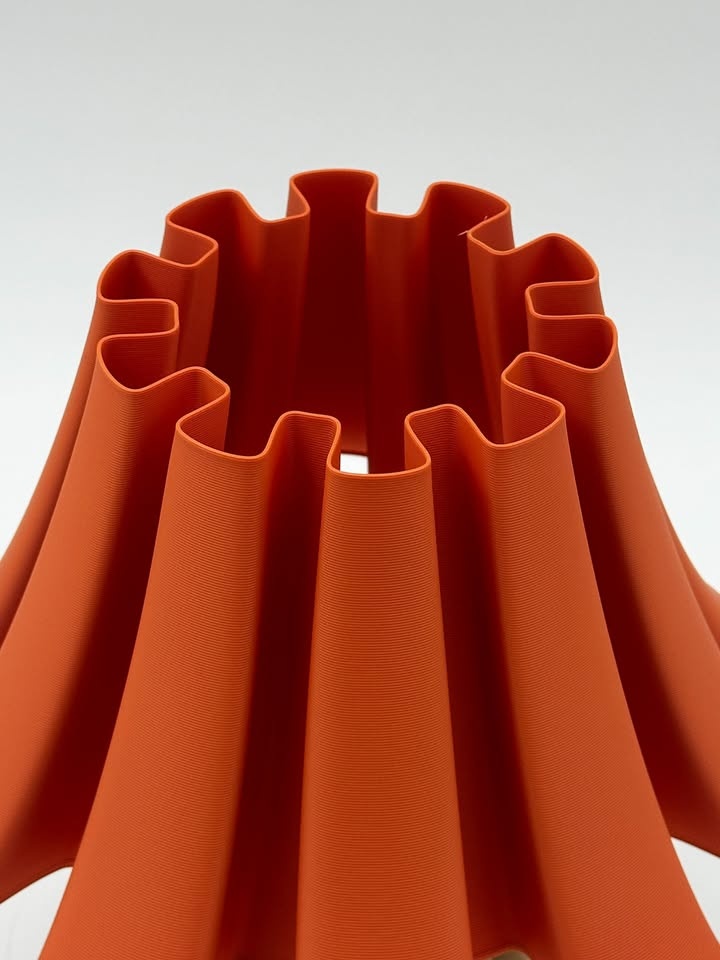 Wavy Table Lamp - photo 3