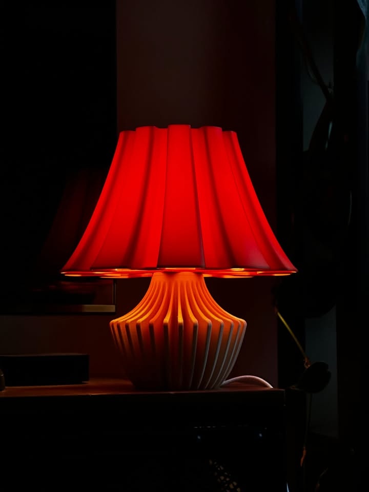 Wavy Table Lamp - photo 4