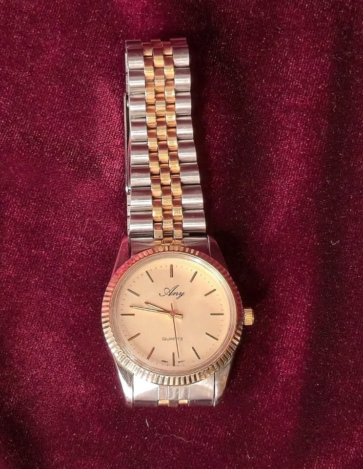 Wristwatch, 8 1/4in - photo 2
